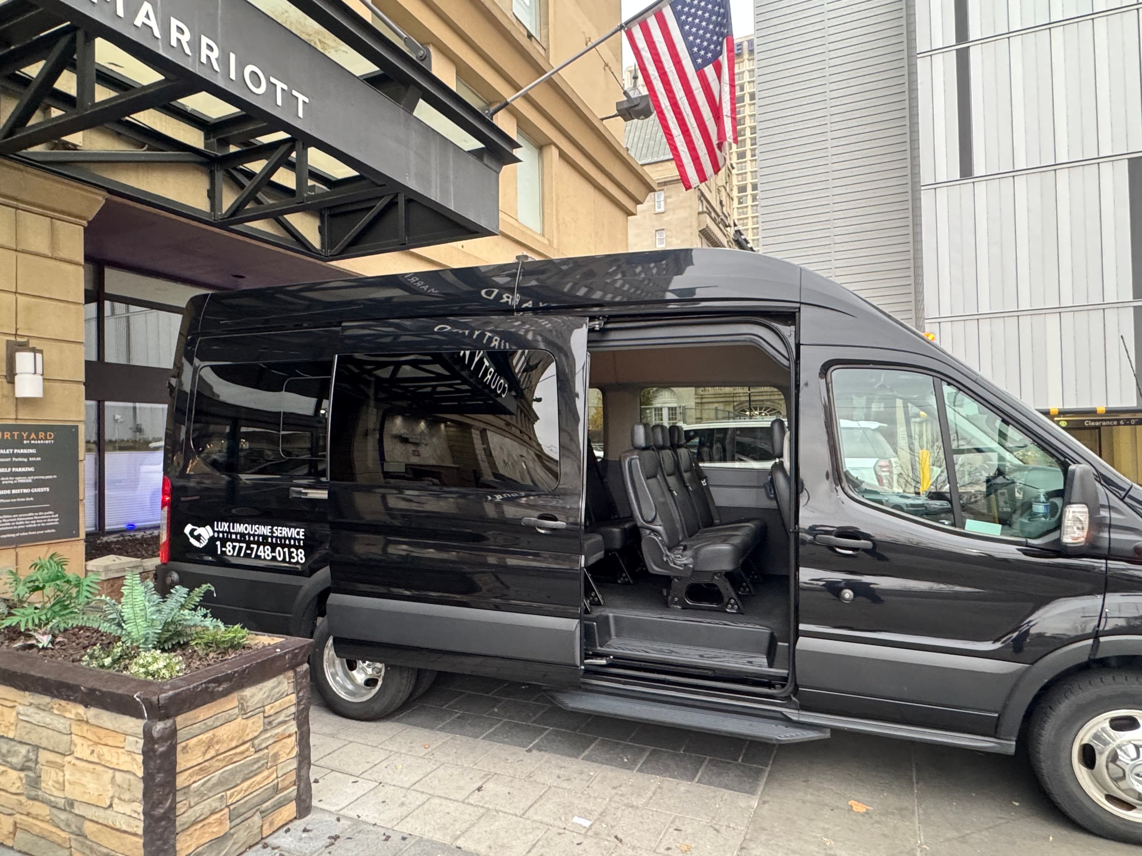 Ford Transit - Image 1