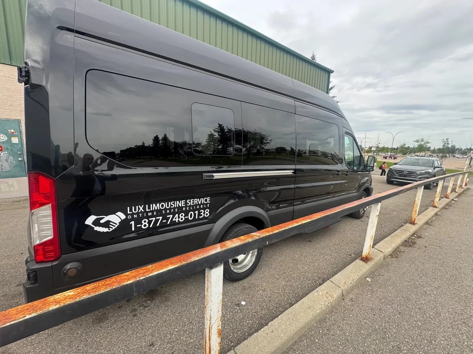 Executive Van Transport